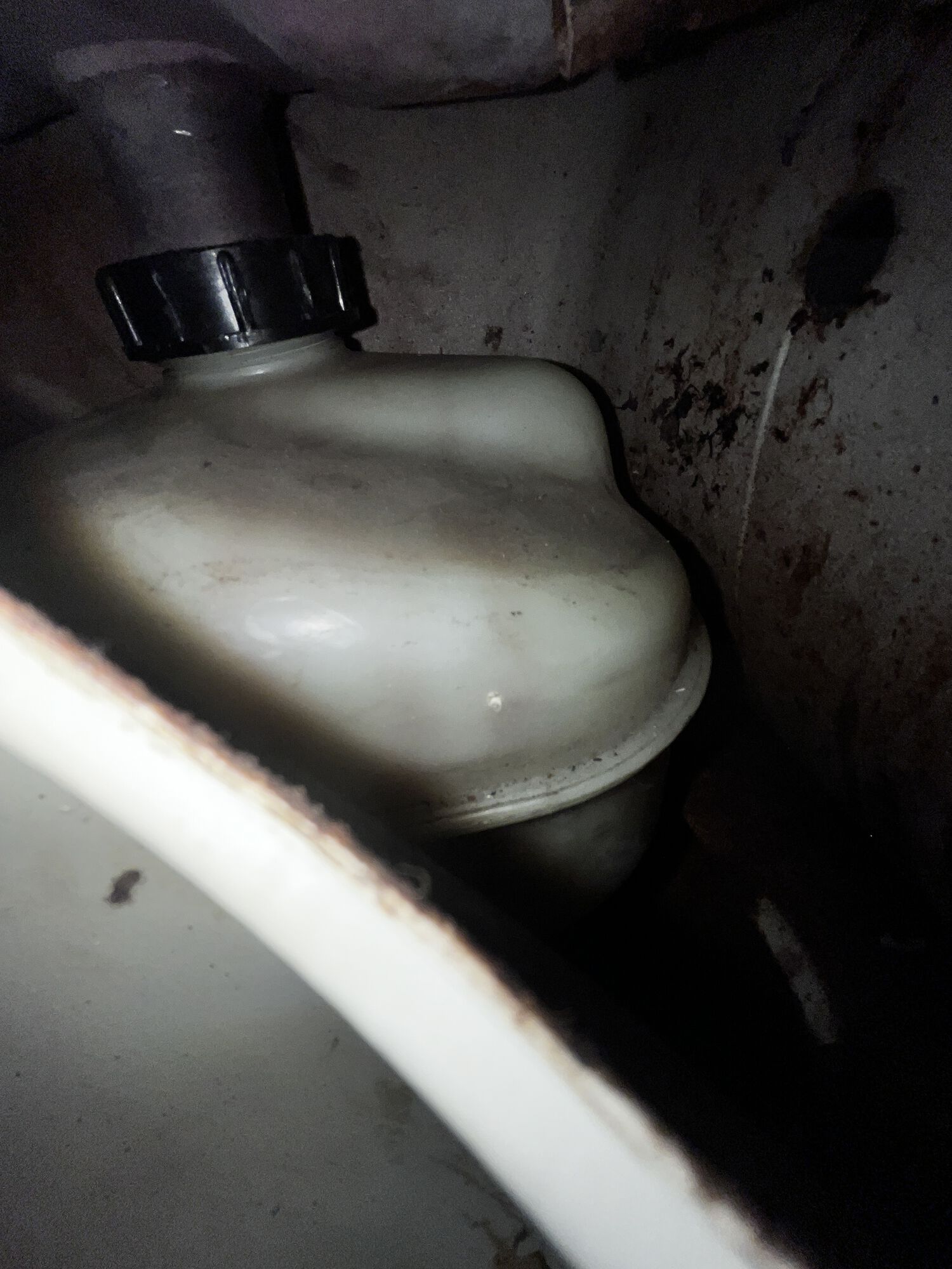 Oil tank fitting in the frame, looking through from engine side. Fit looks good! Excuse the poor pic.