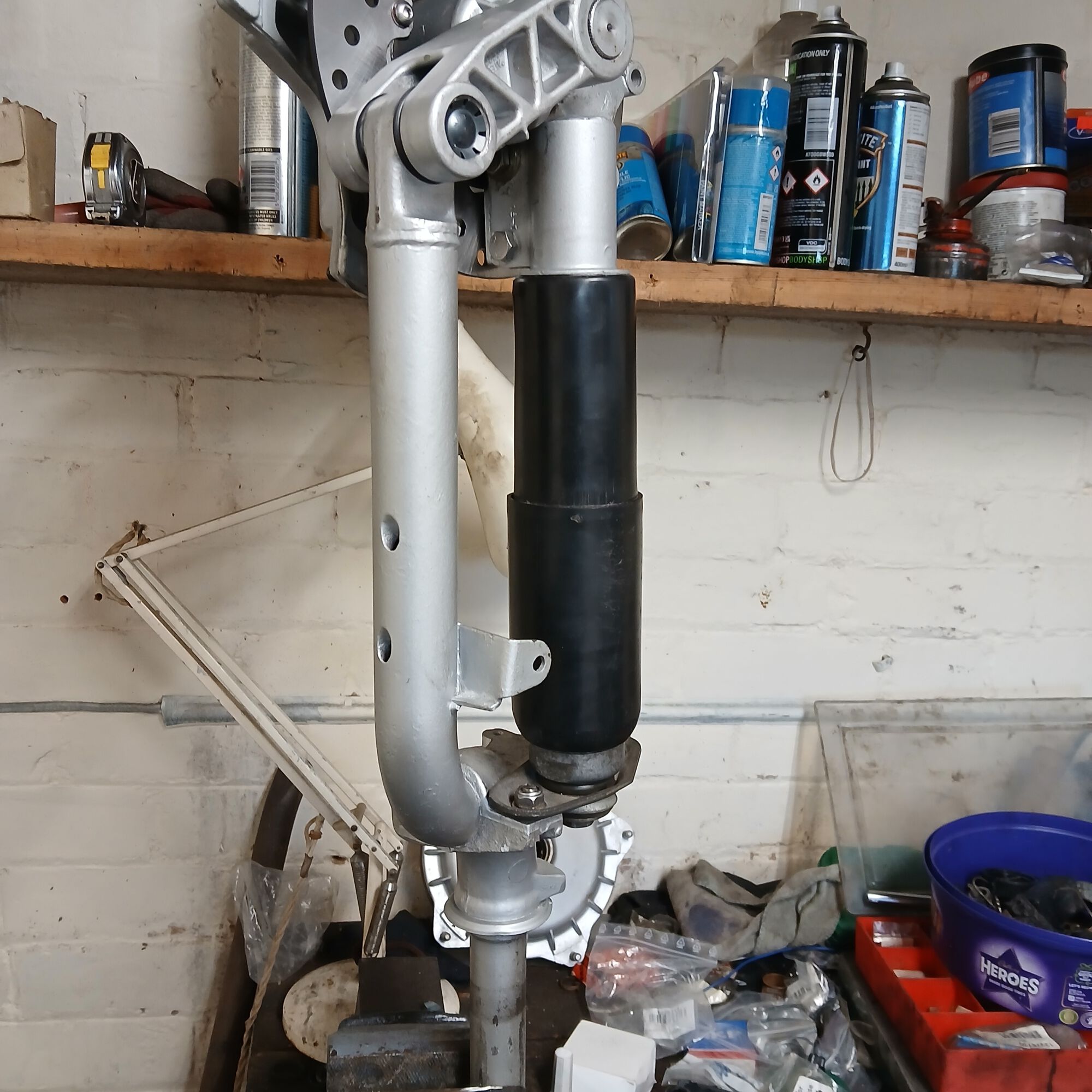 Can anyone see the stainless steel fixings