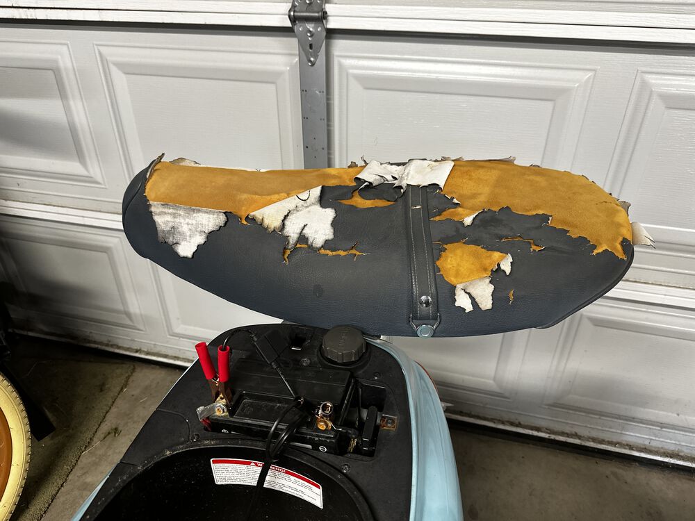 Modern Vespa [Denver, CO USA] WTB ET4 Seat