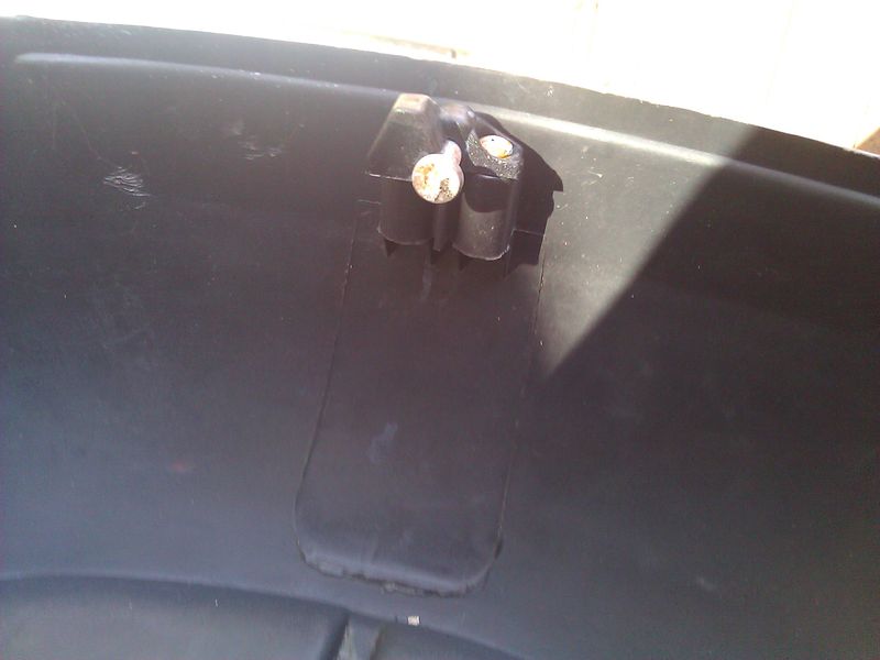 Modern Vespa : Vespa ET4 Top Box Lock?