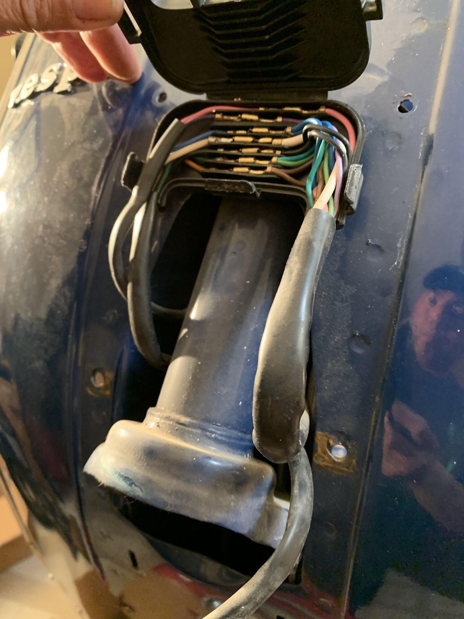 Front wiring junction box for reference