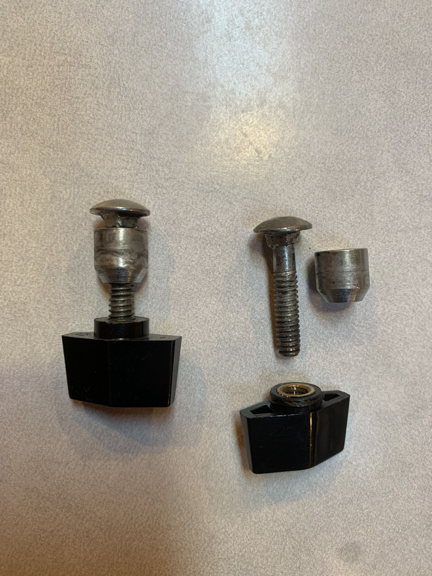 BBQ Rack Hardware