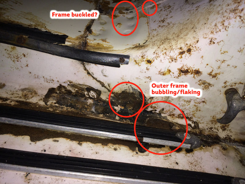 Modern Vespa : Rally with rusted frame channel.