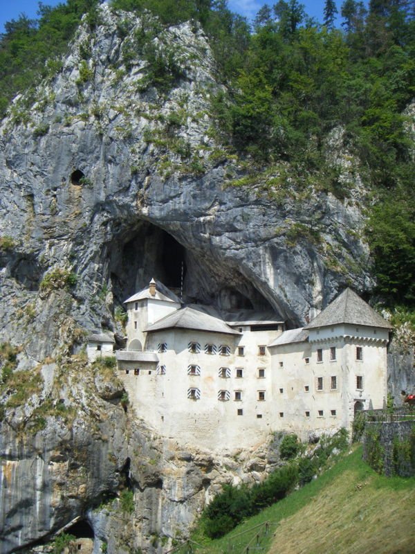 Predjama Castle