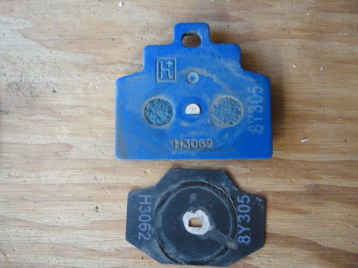 Modern Vespa Homemade antisqueal brake shims? They work!