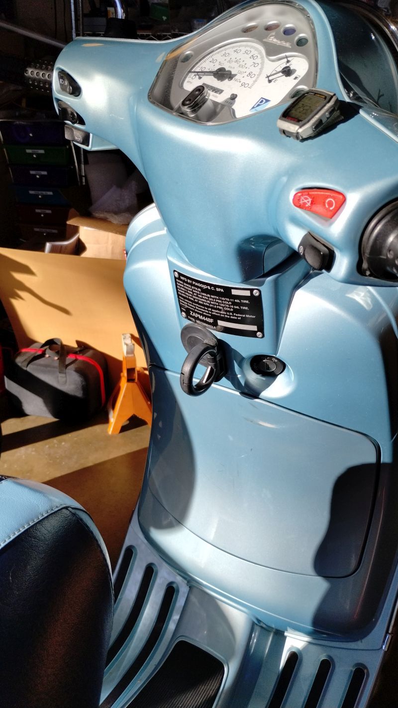 Modern Vespa : Cosmetic Mods. (that cost little)