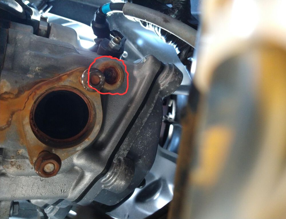 Modern Vespa Help needed, corroded freeze plug on my 2014 300 Super