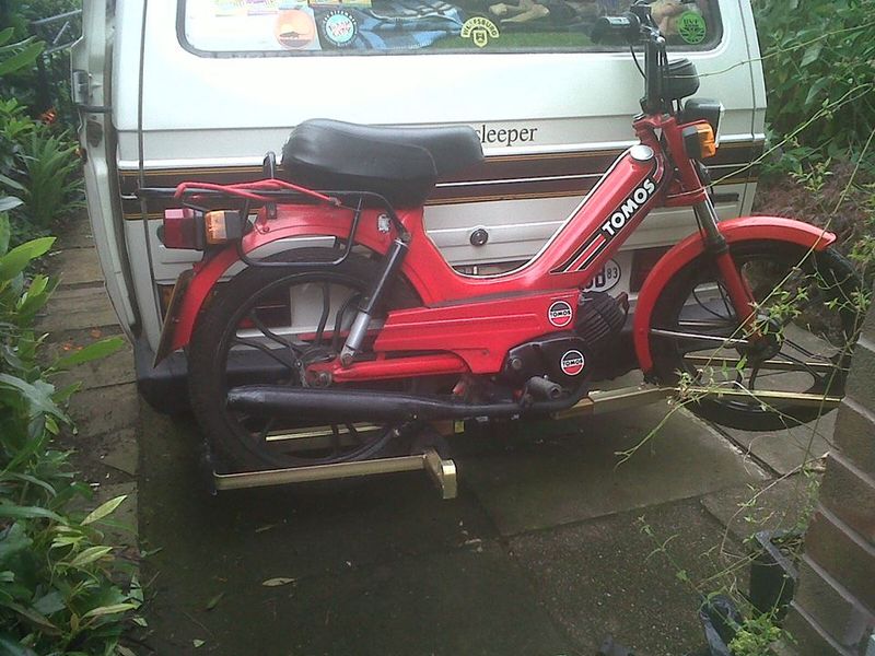 Modern Vespa : Transporting your Vespa with your car