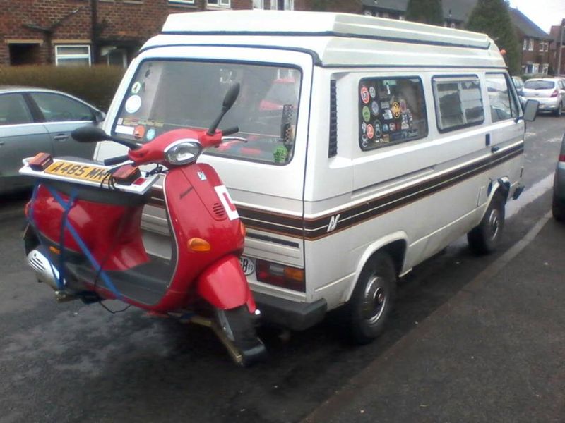 Modern Vespa : Transporting your Vespa with your car