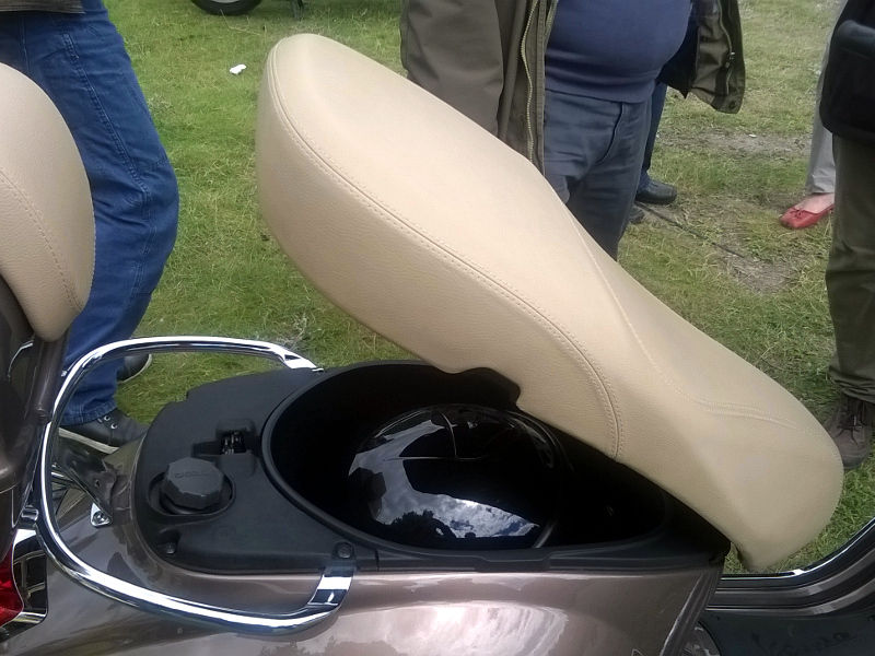 Modern Vespa Vespa Primavera Pics