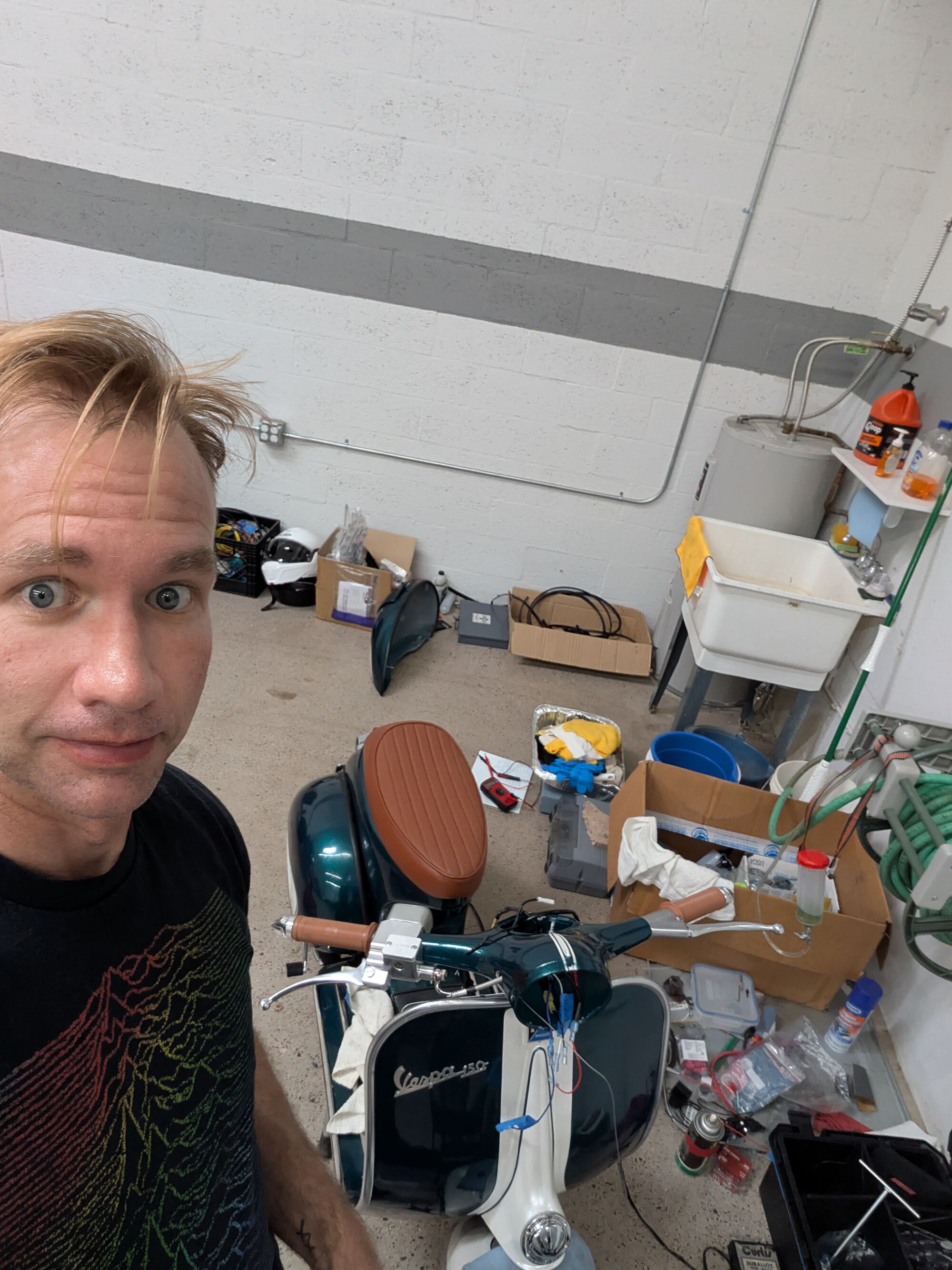 This is the point at which I realize the original clutch is seized and I had a choice of either rebuilding or upgrading.  Cosa clutch order it is.  Add another day of frustration when I realize the cosa clutch has a different nut than stock p200...