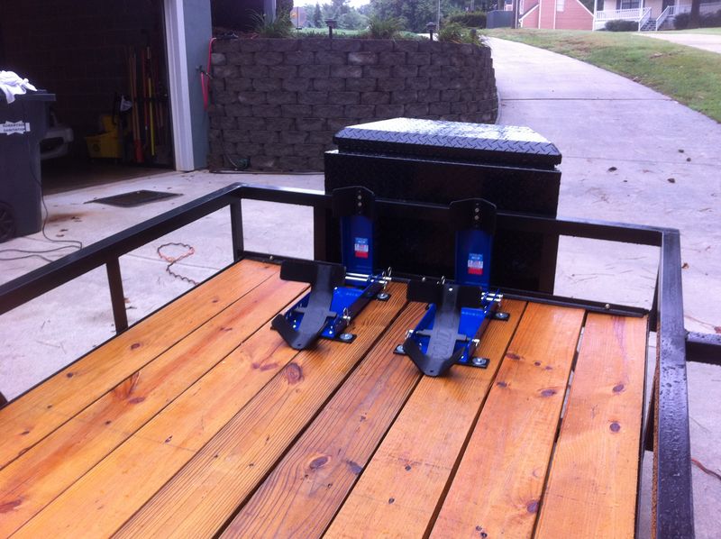 Modern Vespa Trailer hitch carrier for MP3