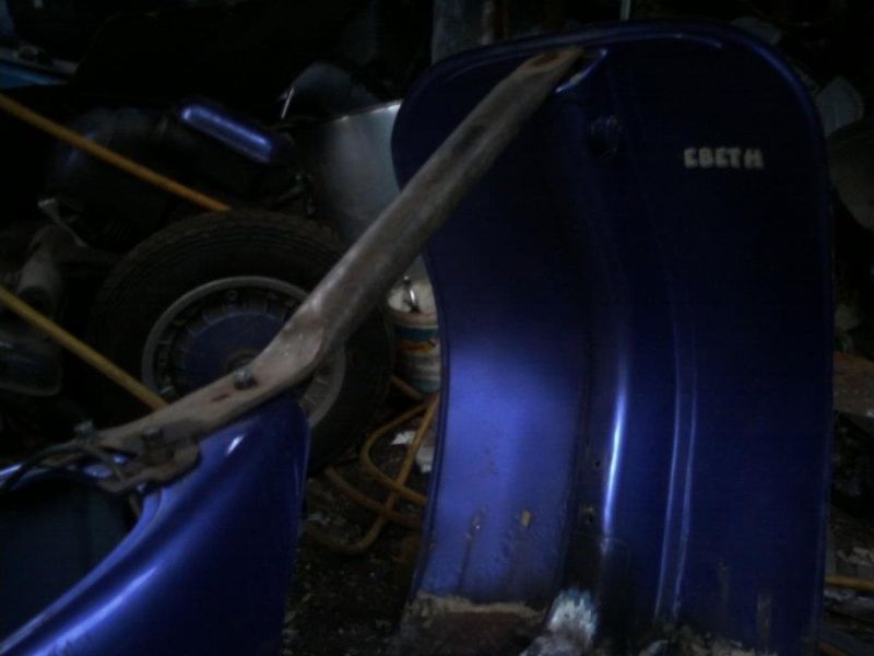 Modern Vespa : Rust holes in Frame Channel - salvageable?