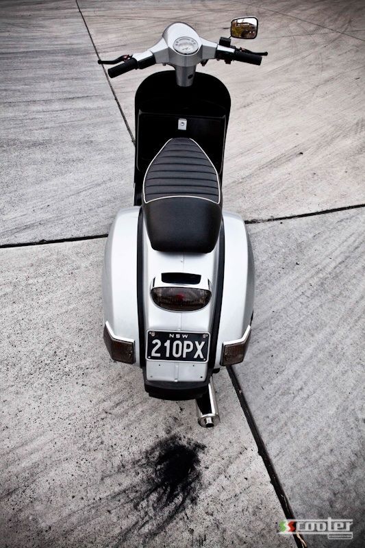 Modern Vespa : Custom bits
