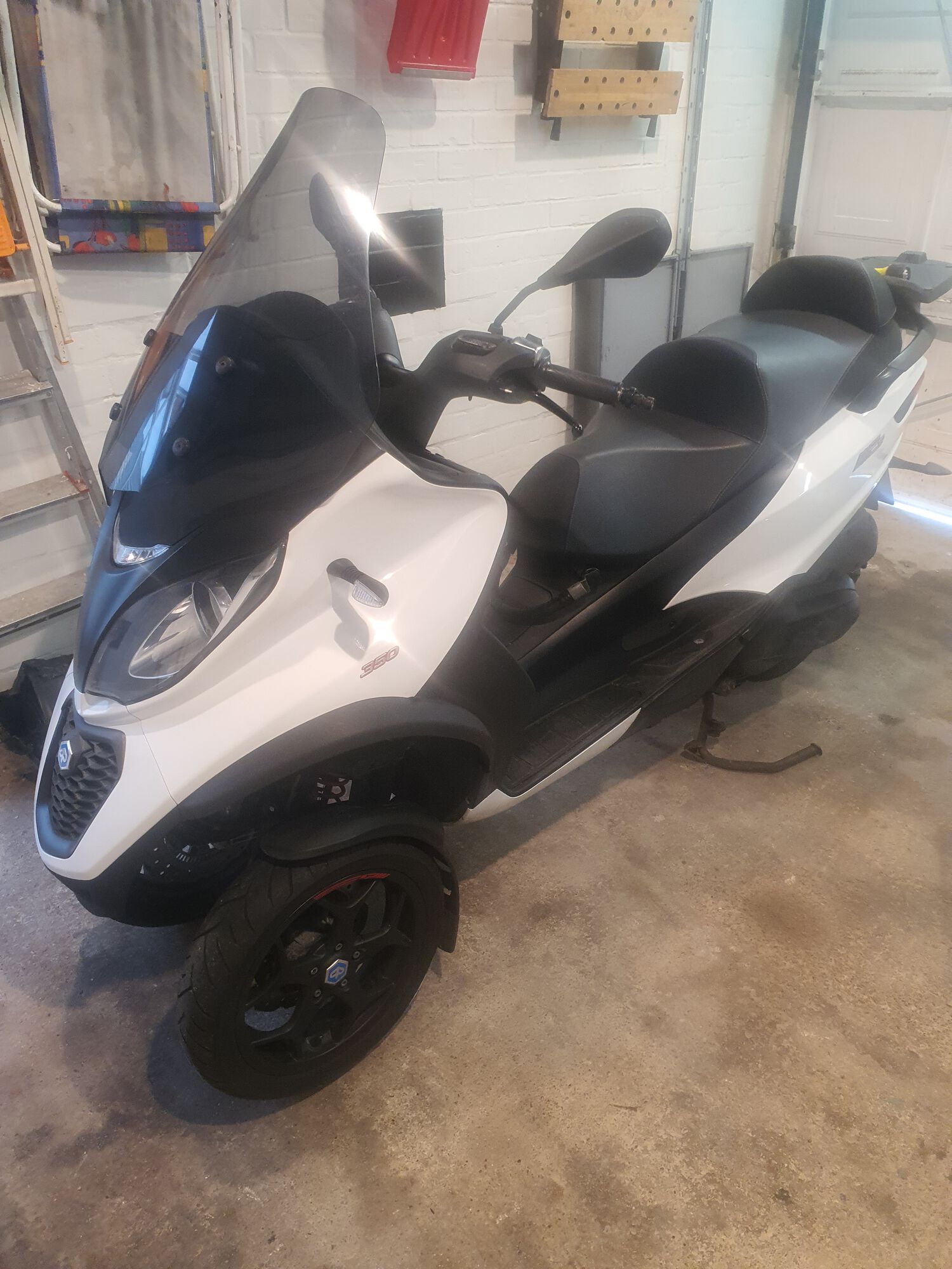 Forum member supplied image with no explanatory text