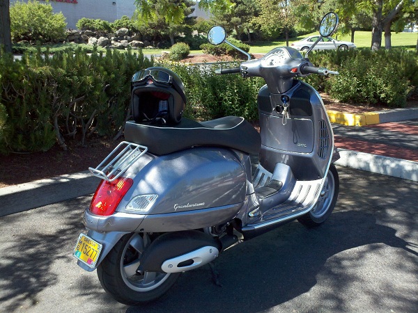 Modern Vespa : vespa gt without uglyness