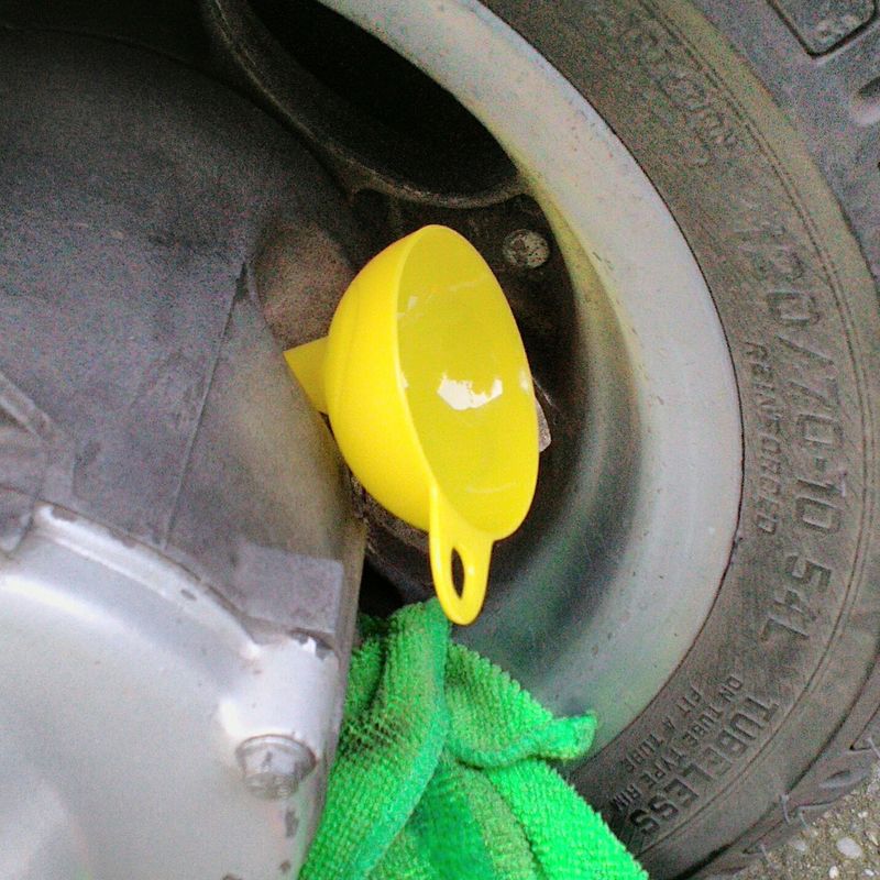 Modern Vespa Vespa et2 gearbox oil drain plug