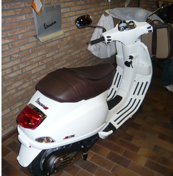 Modern Vespa : Vespa S graphics sets