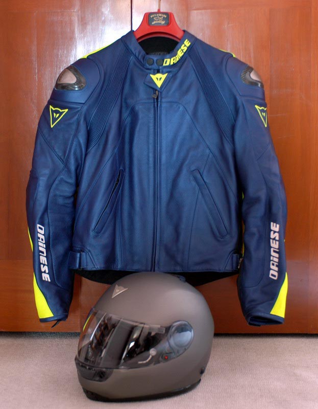 best helmet for motorcycle trackdays Best Motorcycle Track Day Helmet (Overview & Reviews)