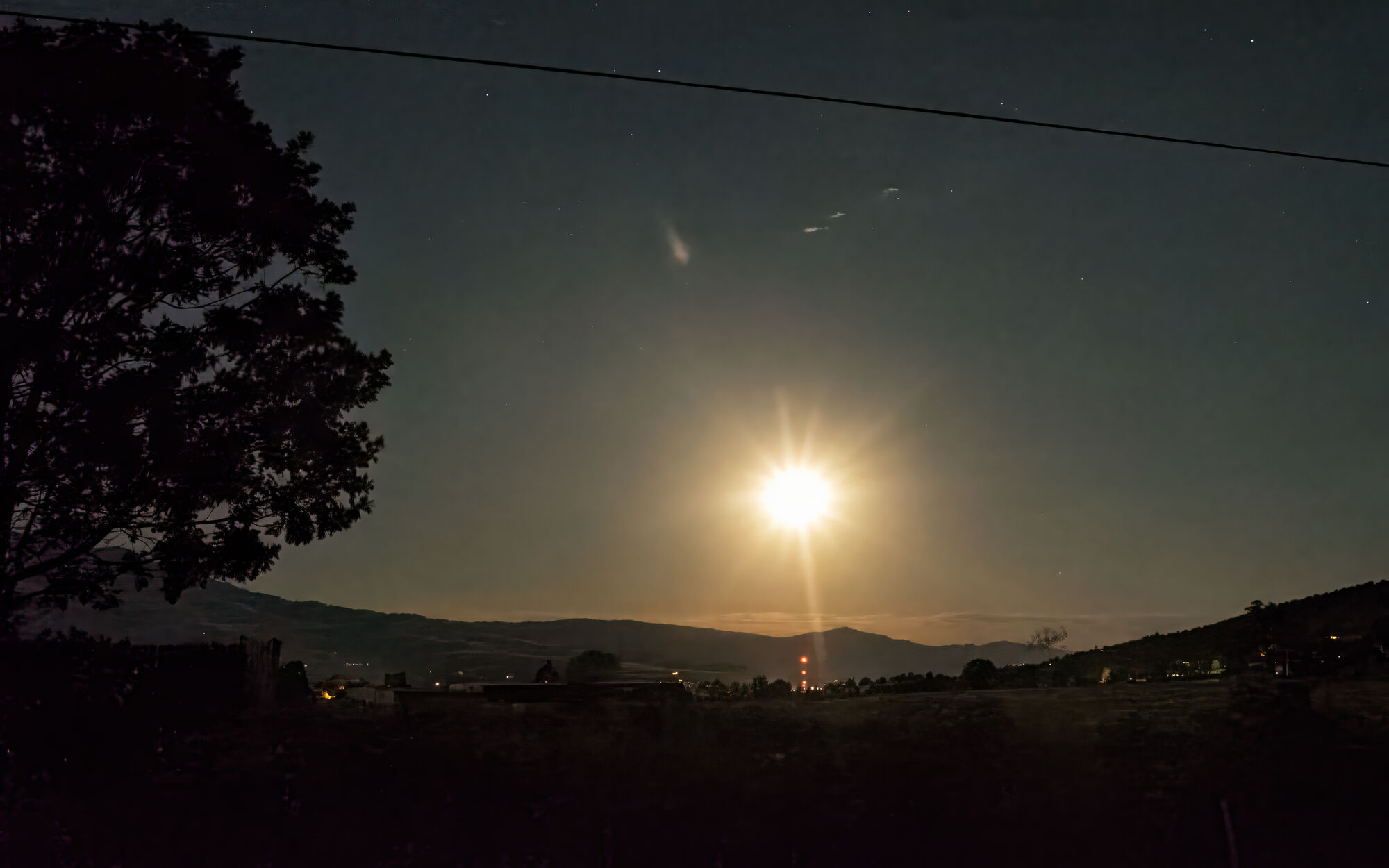 looking towards the foothills of the Cascades range