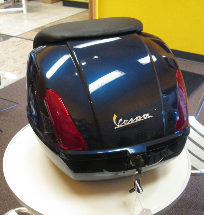 Modern Vespa [Denver, Colorado] 2013 Vespa GTS 300 ie With Matching Case