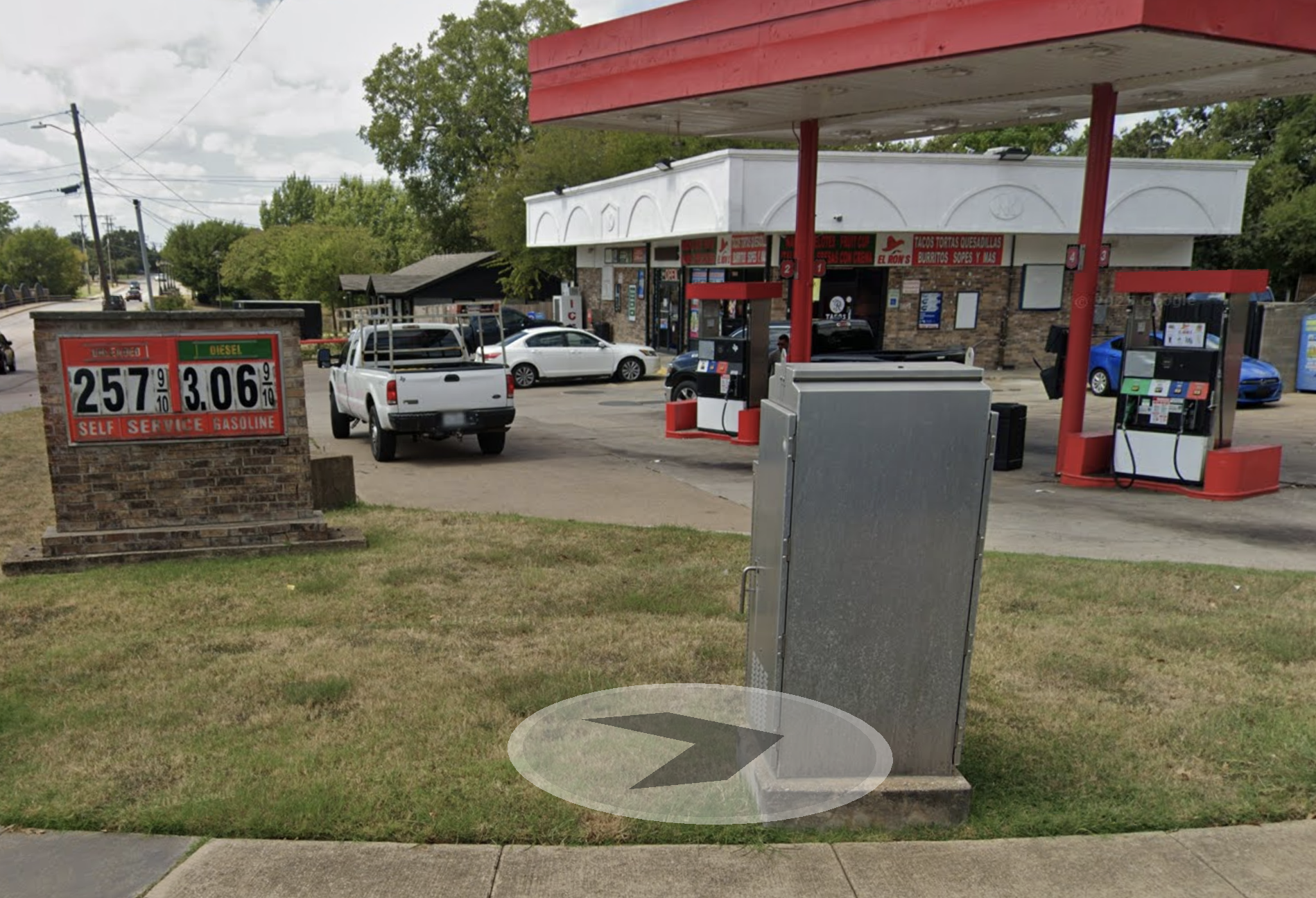 El Ron's Tortas Y Fuel, Google Streetview photo taken Sept 2025