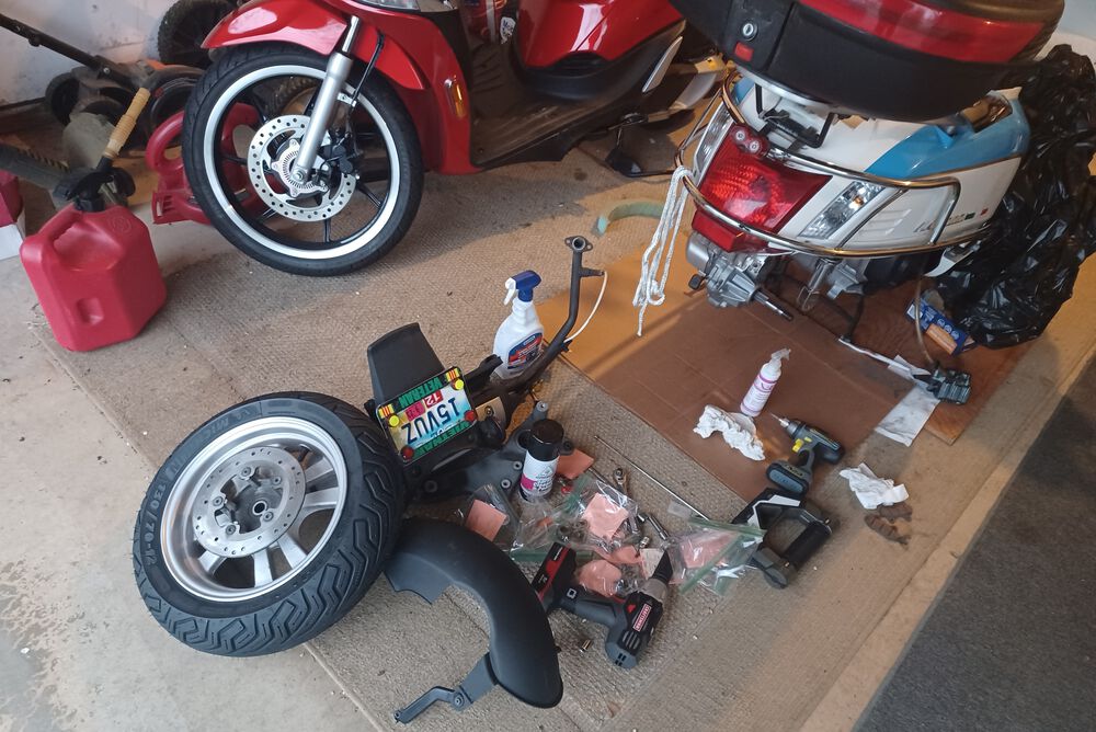 My 2012 LIKE is waiting for me to put the new City Grip II back on the scooter!
Bit under the weather of late....