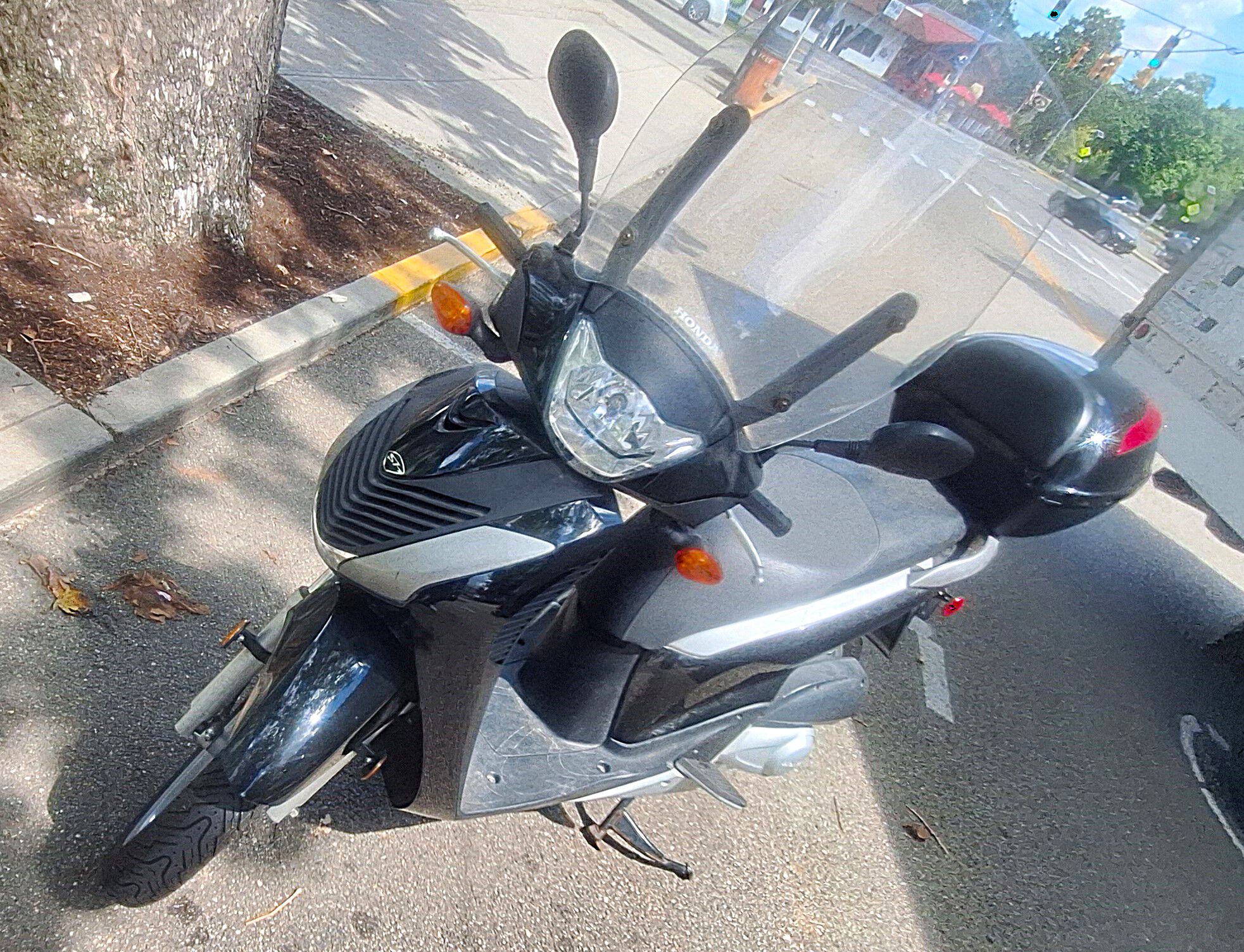 why HONDA stopped bringing these in is beyond my comprehension - not surprisingly Very clean 3200 miles.