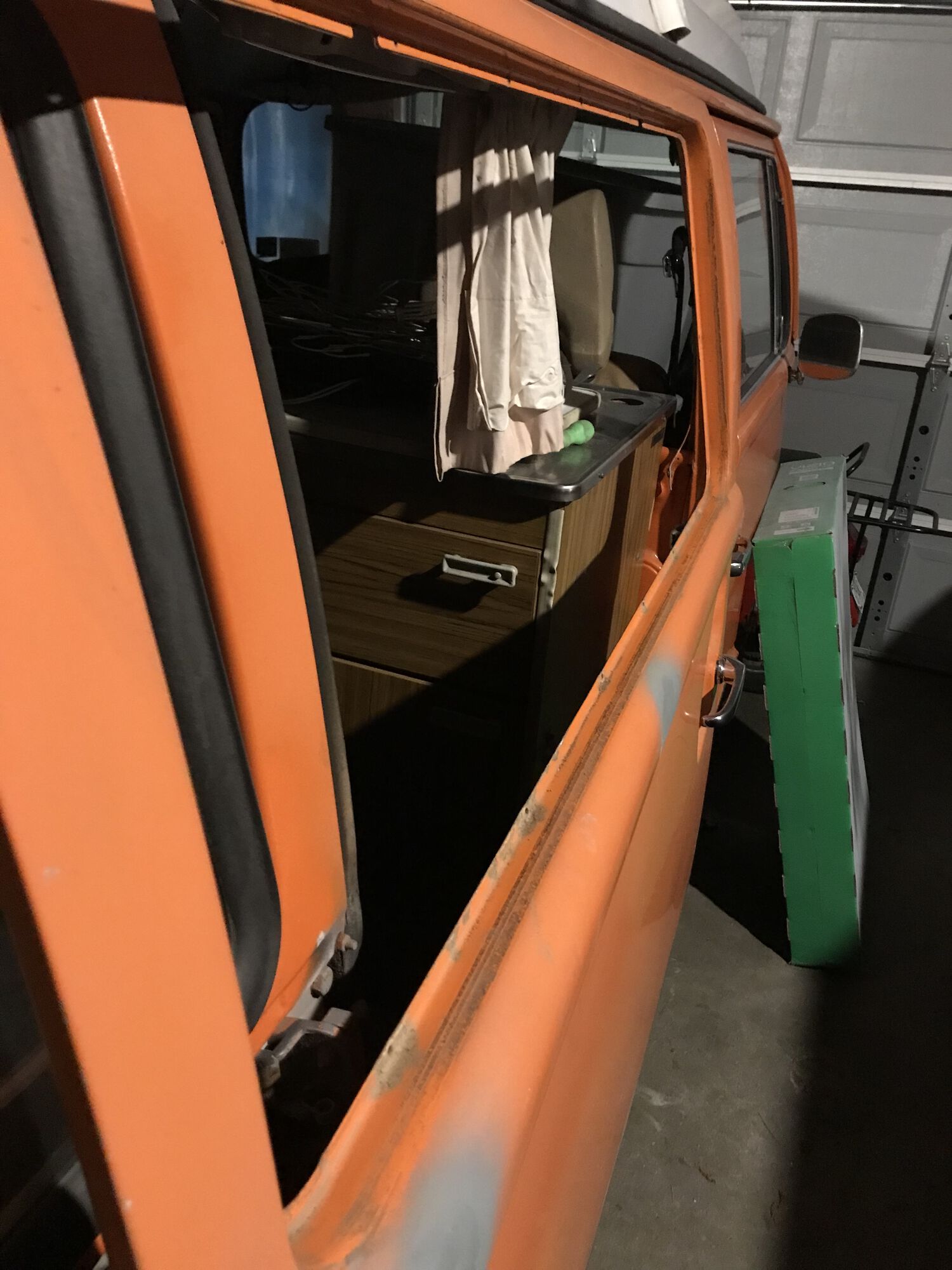 Pulled the window on the sliding door expected to find a crusty mess. Pleasantly surprised.