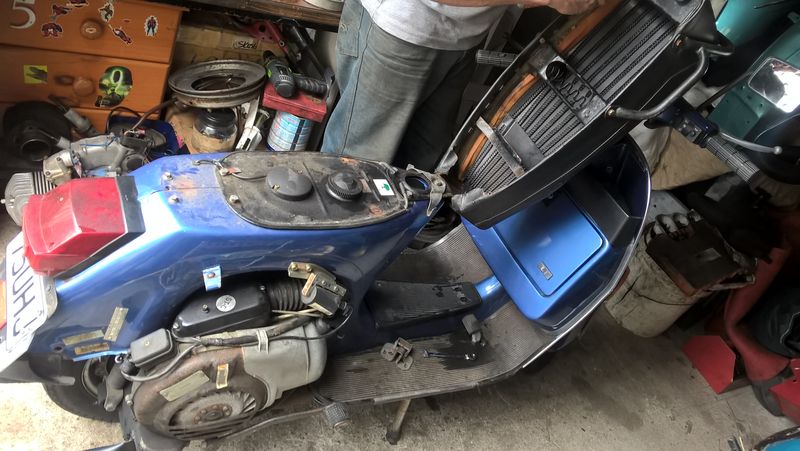 Oil change carb clean, tubes and tyres, adjust cables etc and she was ready to go.  And a SIP Road 2 exhaust