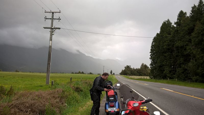 Stop for a change into wet weathers as we ascend into the alps on the way to Franz Joseph Glacier