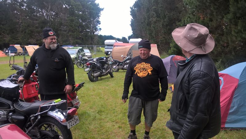 So we arrive and find Irish and Alan are camping nearby.  See them at CC and BM rallies.