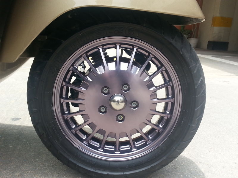 and the Zelioni's look like this