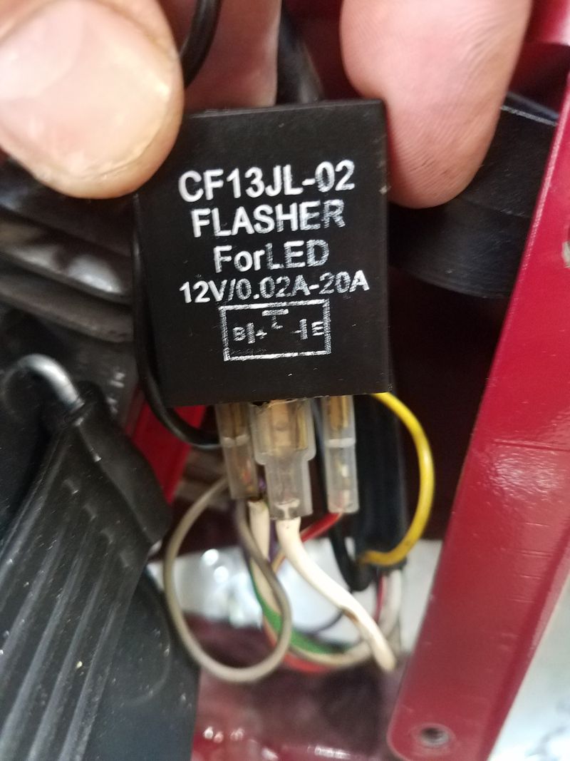 Temporary fix - Notice the +, - and L. At least all the LEDs are flashing, just no dash indicator
