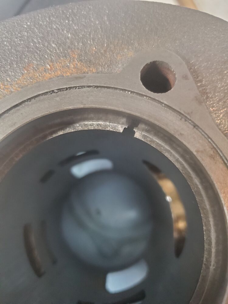 New piston gap. Looks like Pinasco messed up these rings...