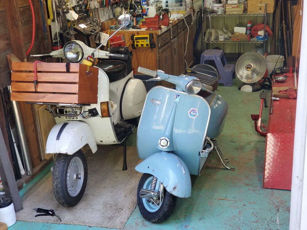 Gotta love that sidestand!