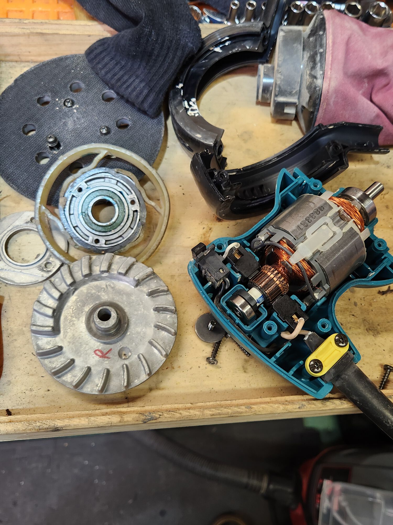 Now that everything is clean, let's put it back together...