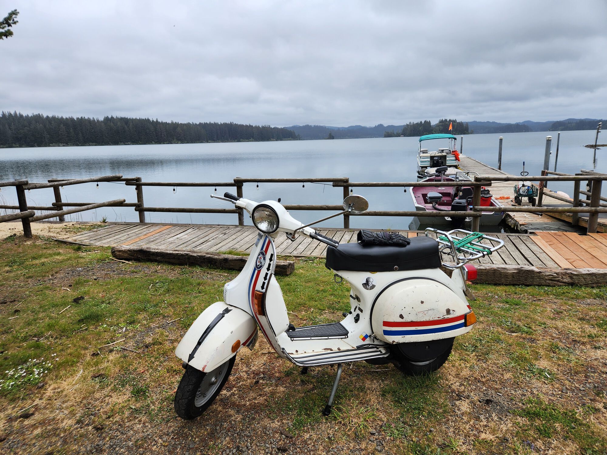 This is siltcoos lake, Darlings Marina....