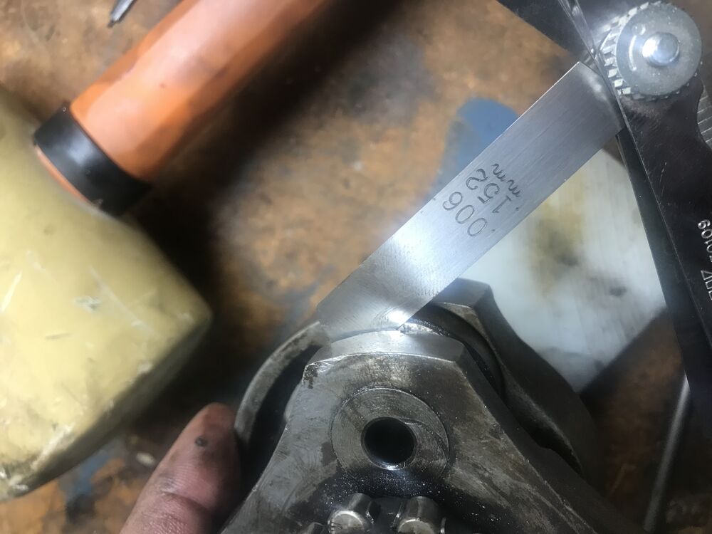 Trying to measure side play