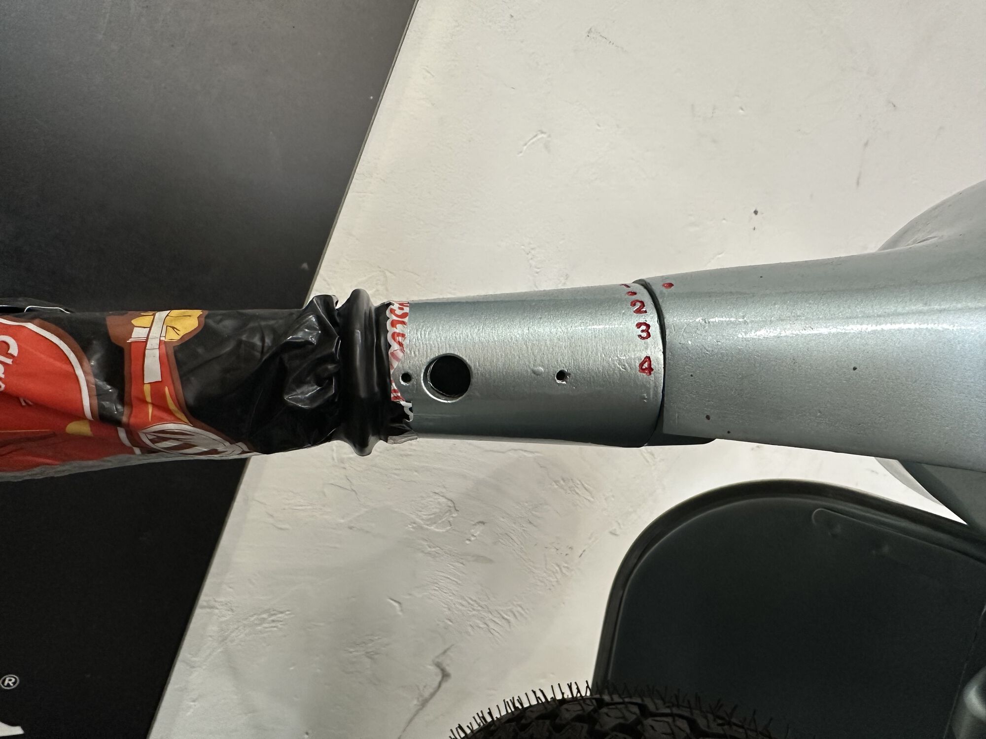 Sample holes for indicator switch