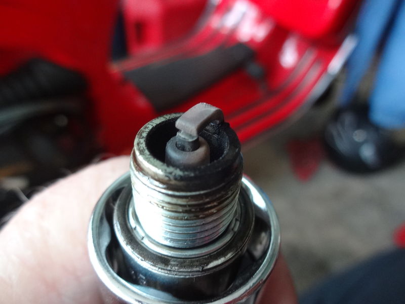 Plug after 20 miles with the 103/BE5/150 main jet stack and the 45/140 slow idle jet.