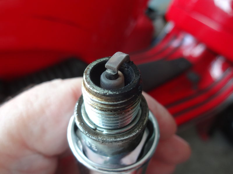 Plug after 20 miles with the 104/BE5/150 main jet stack and the 45/140 slow idle jet.