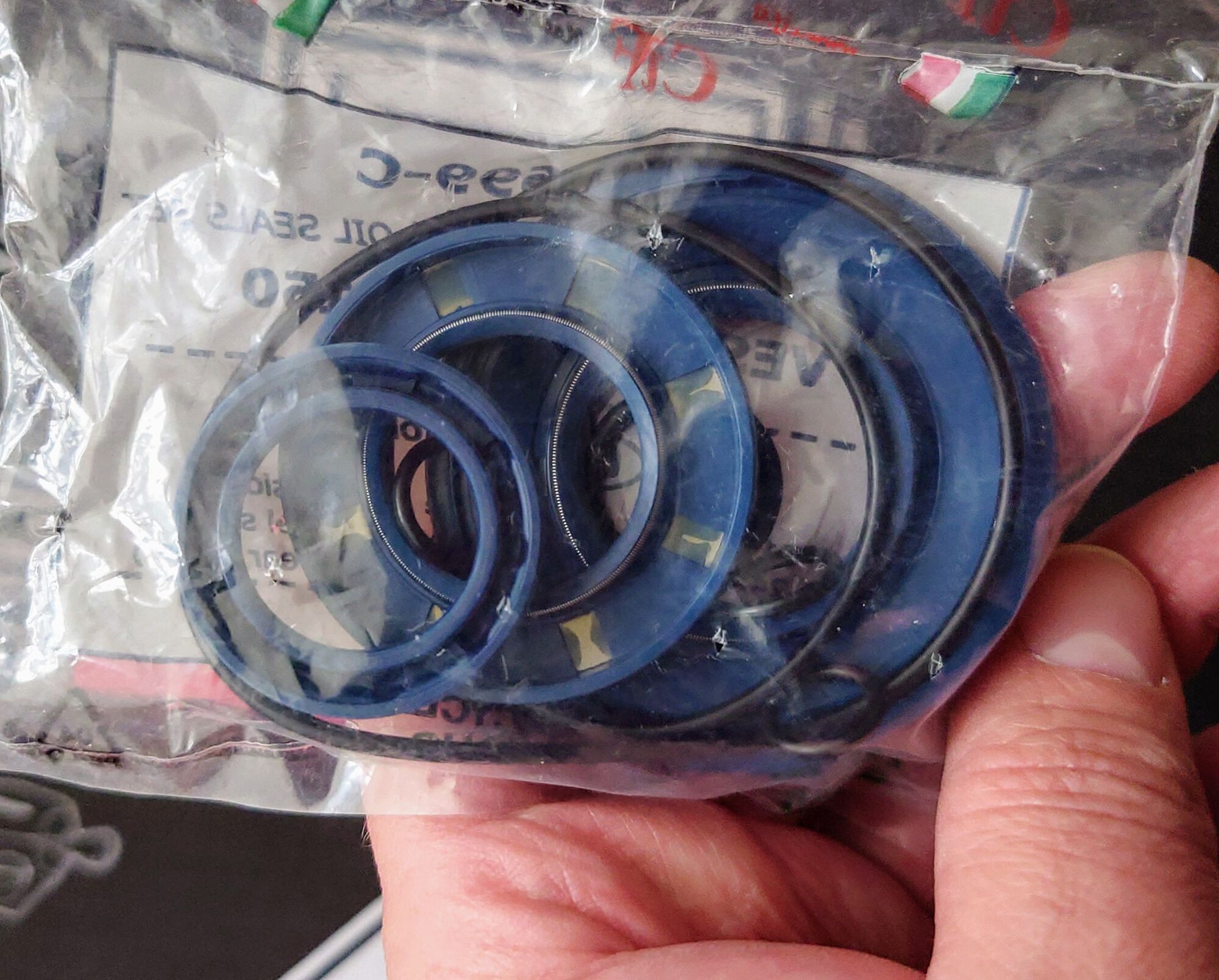 A set of Corteco seals, in a kit from Cif
