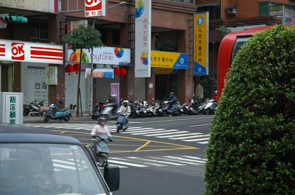 Taipei: more small wheel, brand name scooters here.