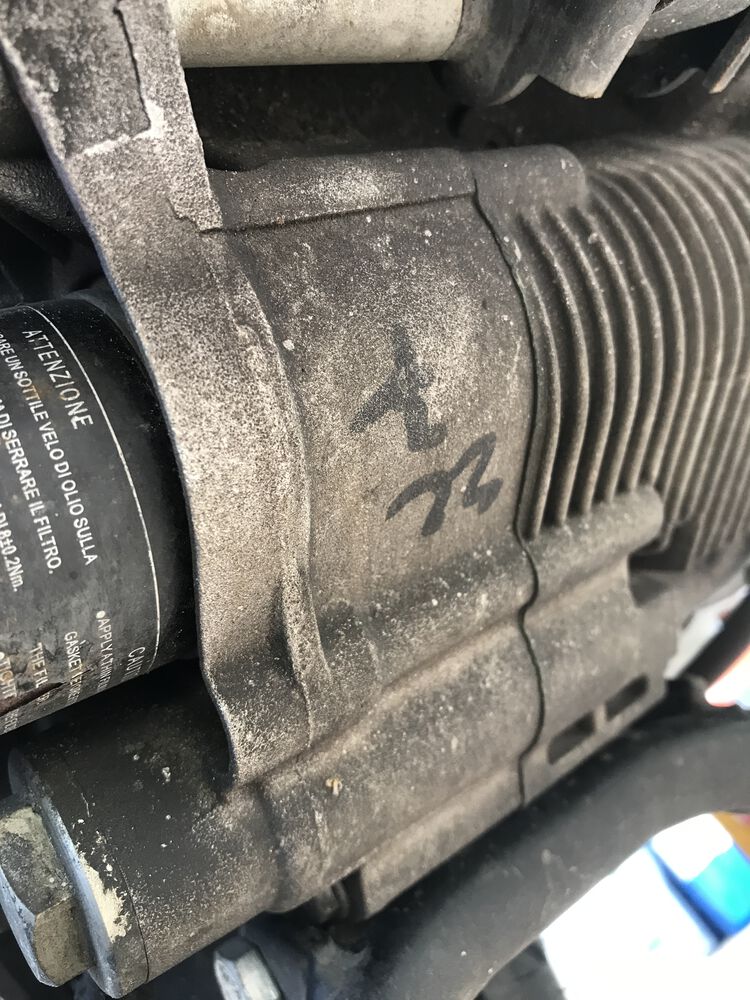 Modern Vespa Vespa gts oil problem please help me