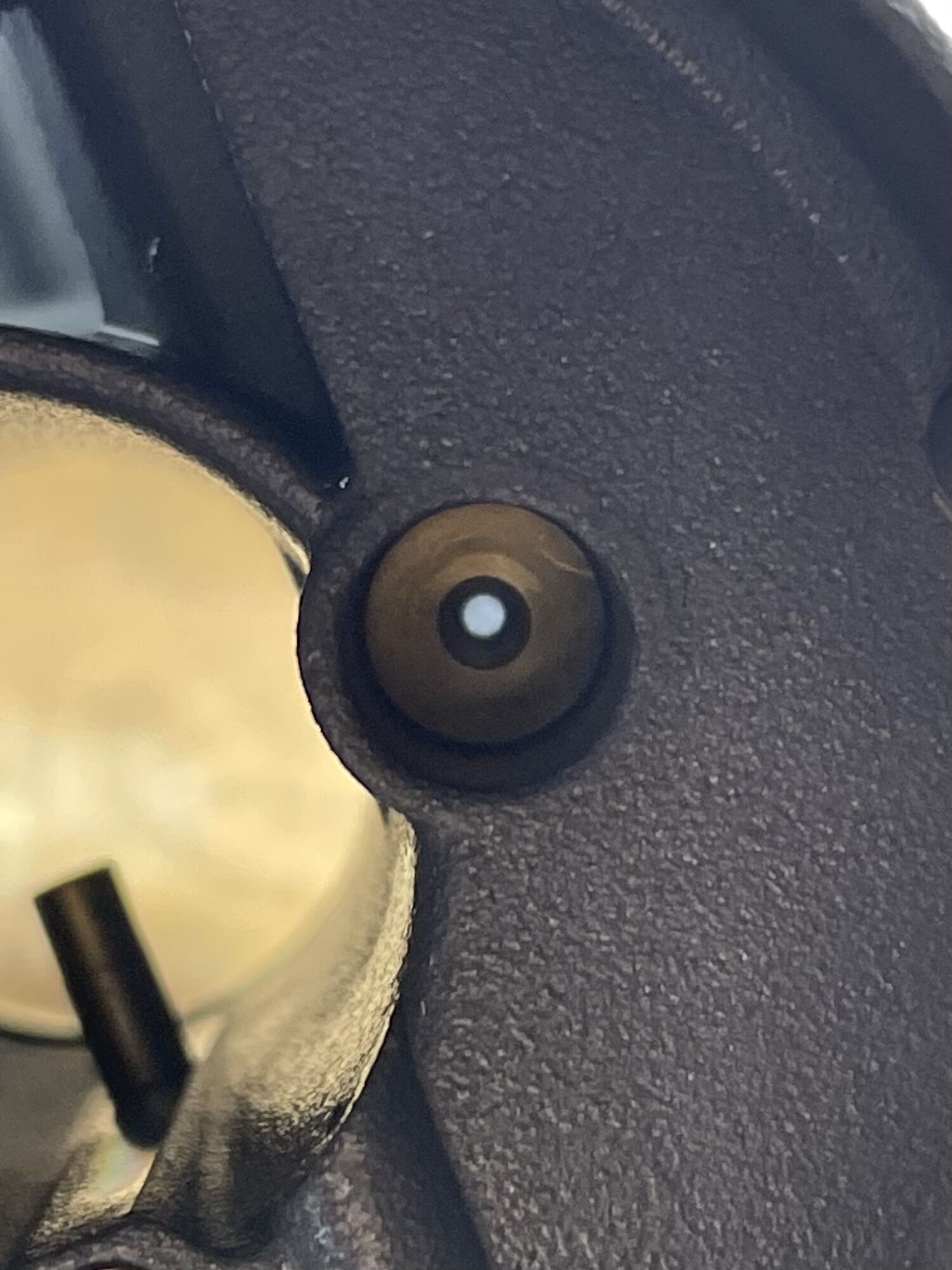 Air passage to idle jet