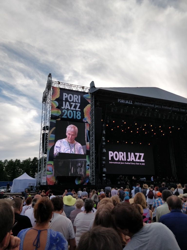 Forum member supplied image with no explanatory text