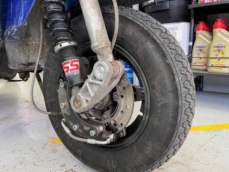 Modern Vespa Px big brake kit