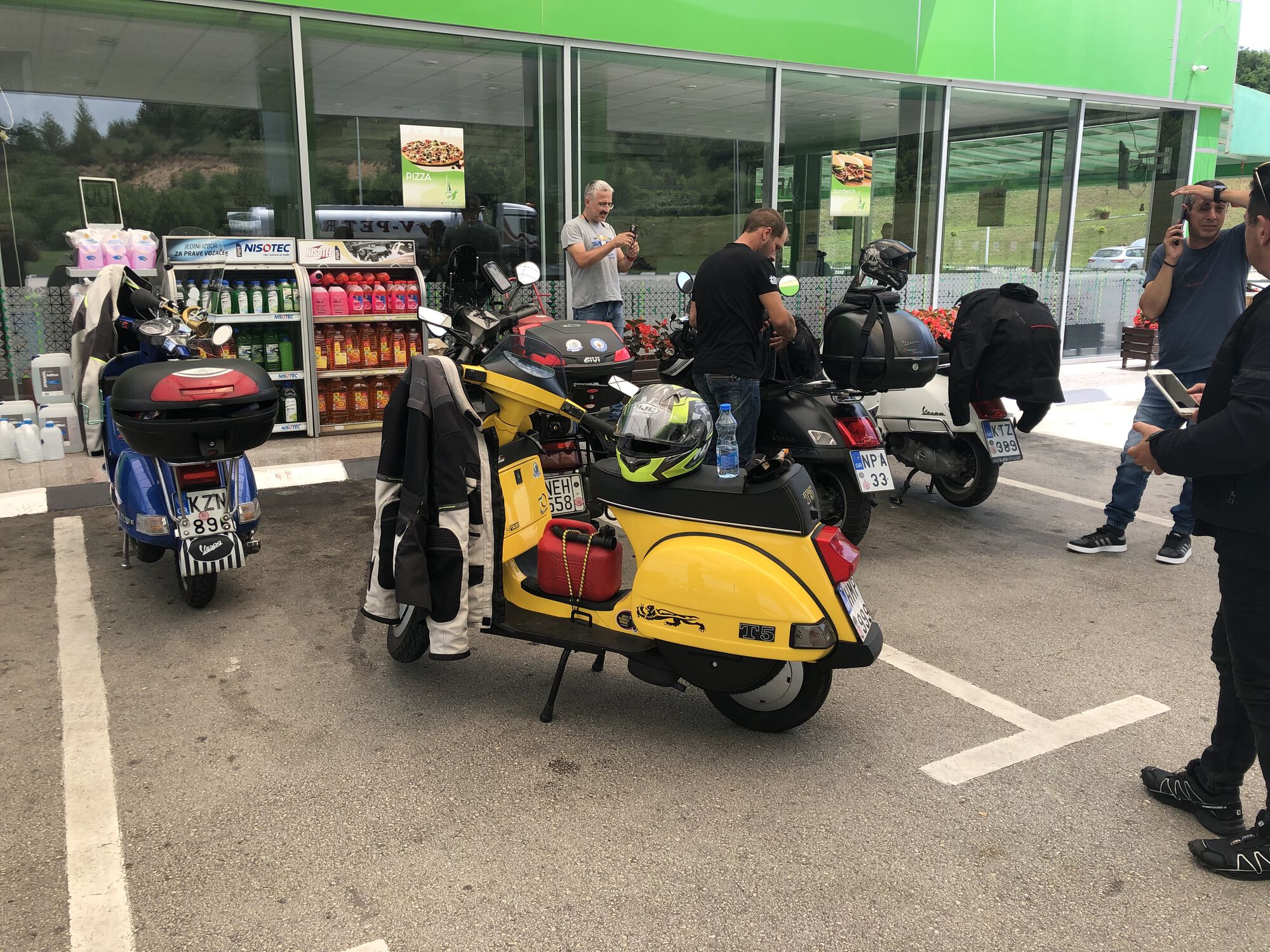 Forum member supplied image with no explanatory text