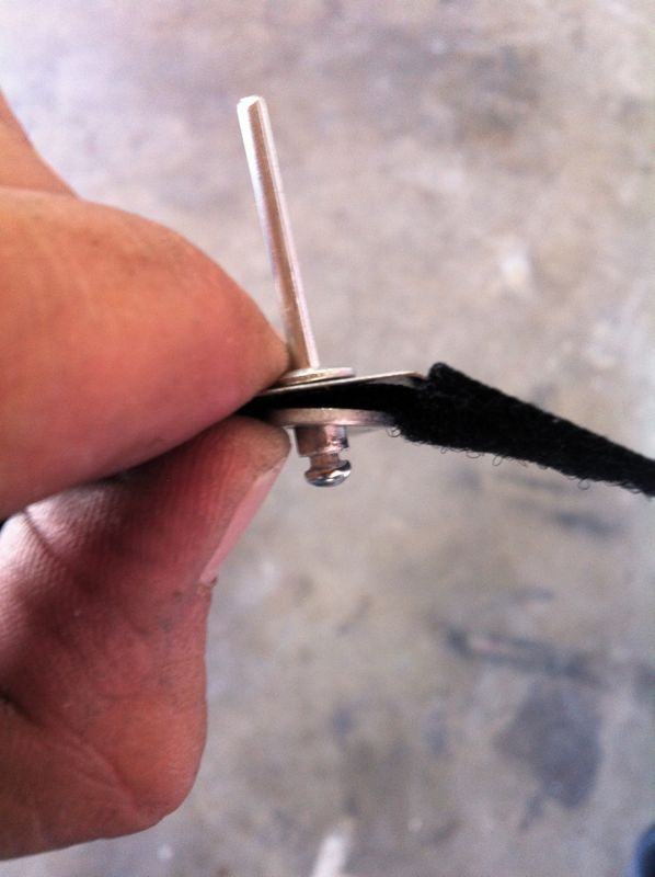 Sandwich Rivet Modern Vespa : Custom GPS mounting bracket fabrication